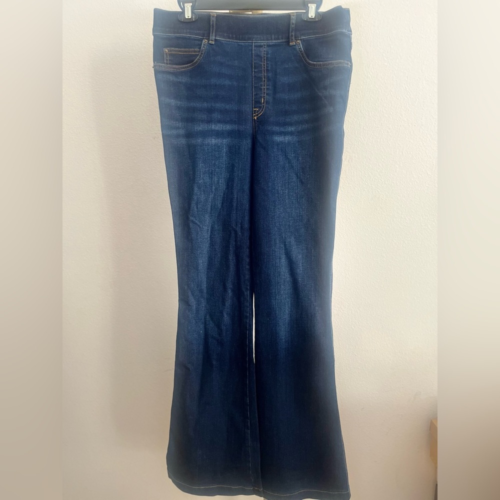 SPANX Flare Jeans Midnight Shade - Picture 5 of 9
